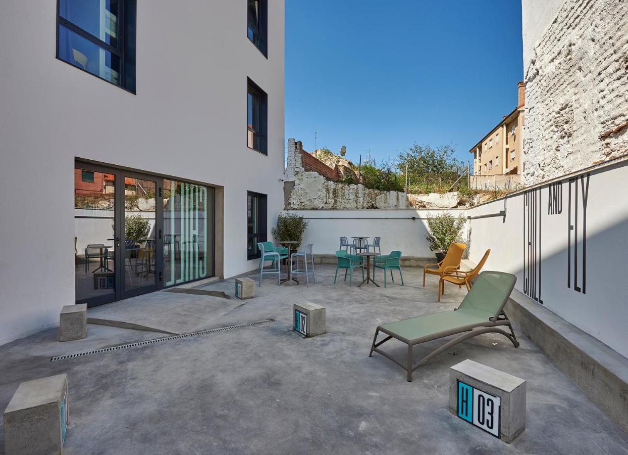 Hostelfly Madrid Exterior foto